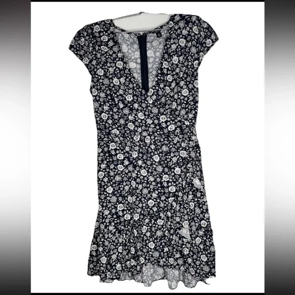 J Crew Mercantile Blue White Floral Ruffle Hem Mini Dress Women's Size 2 - Picture 2 of 6